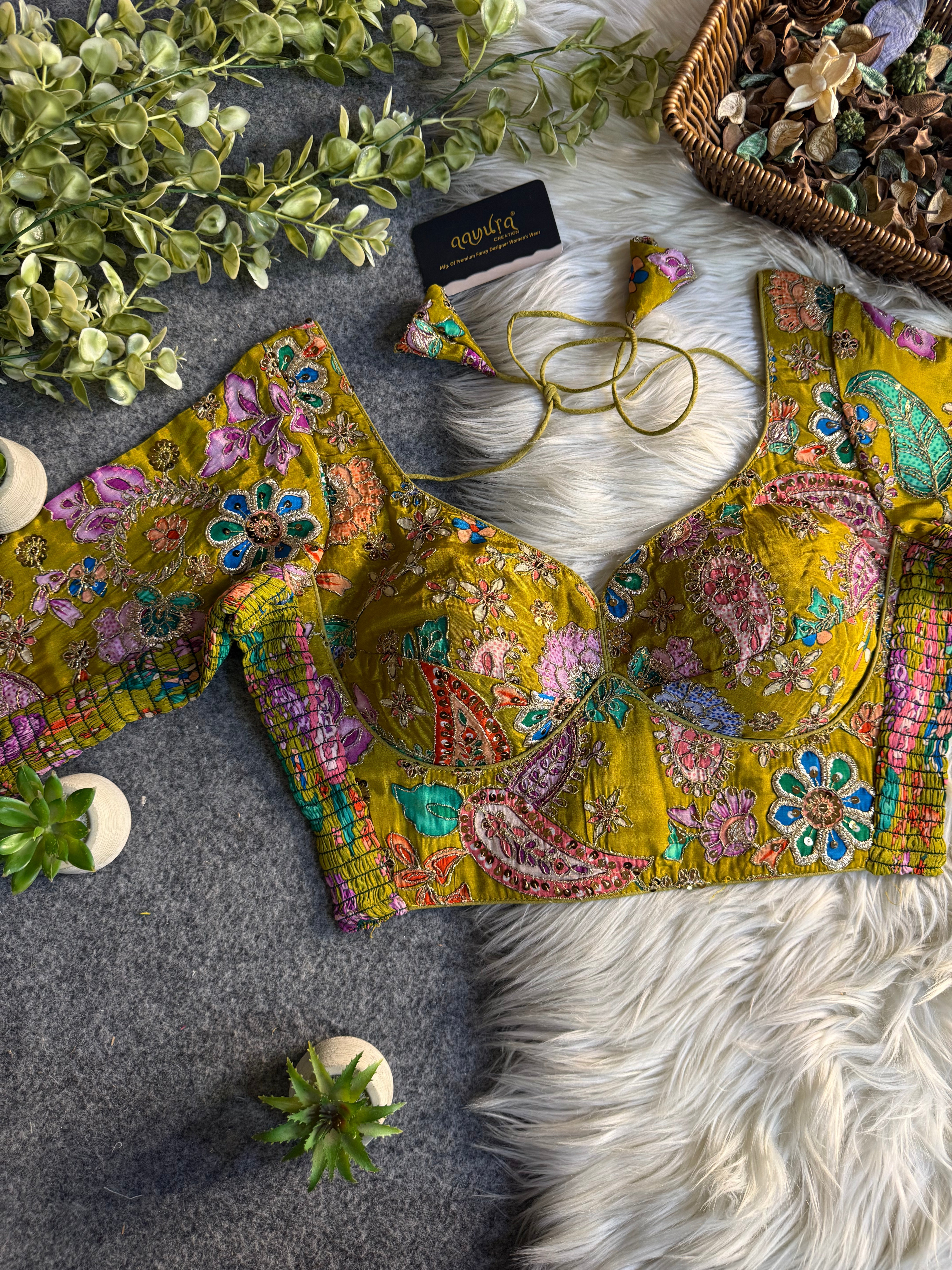 Aaradhya Pure Crepe Streachable Blouse