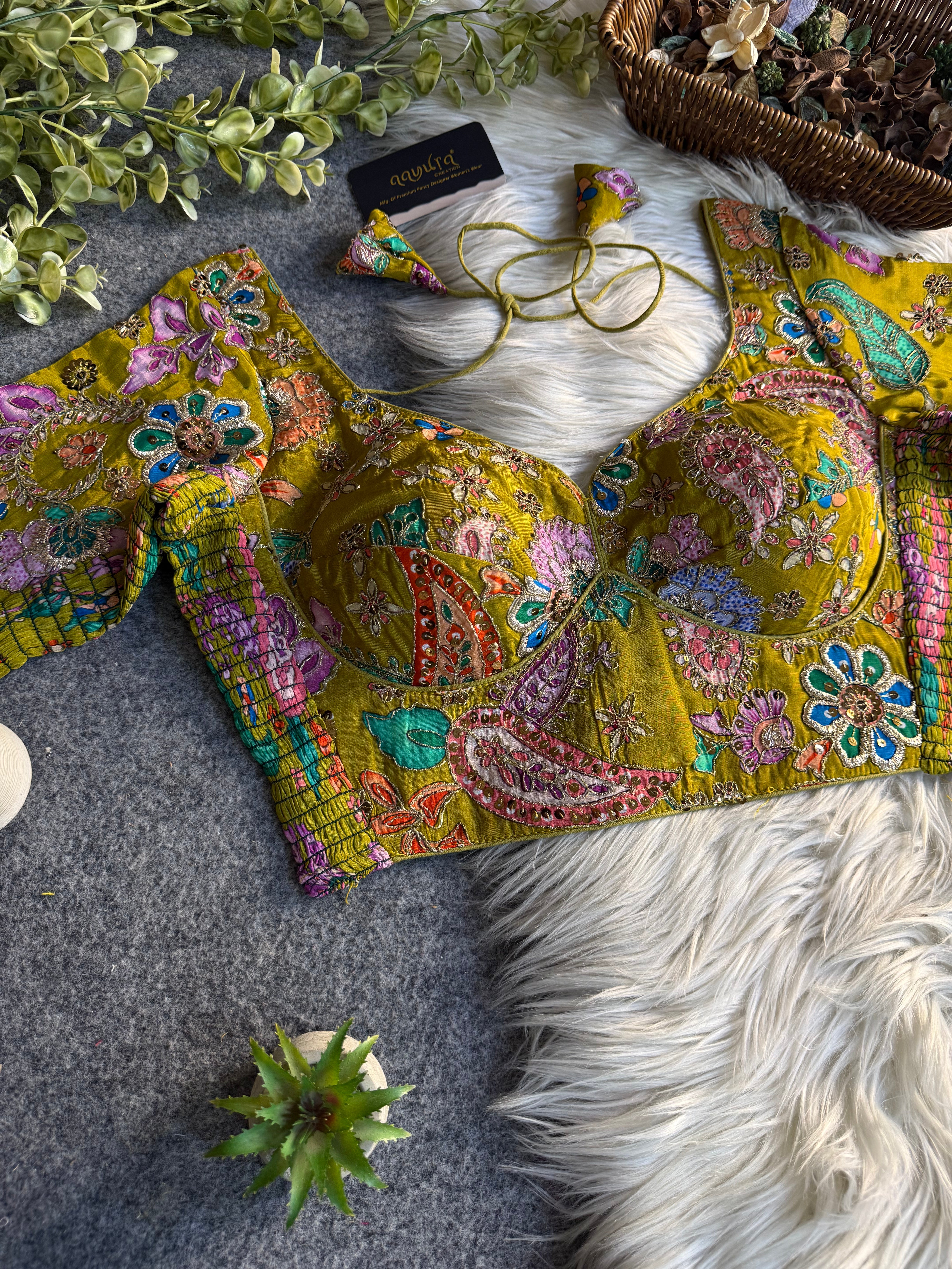 Aaradhya Pure Crepe Streachable Blouse