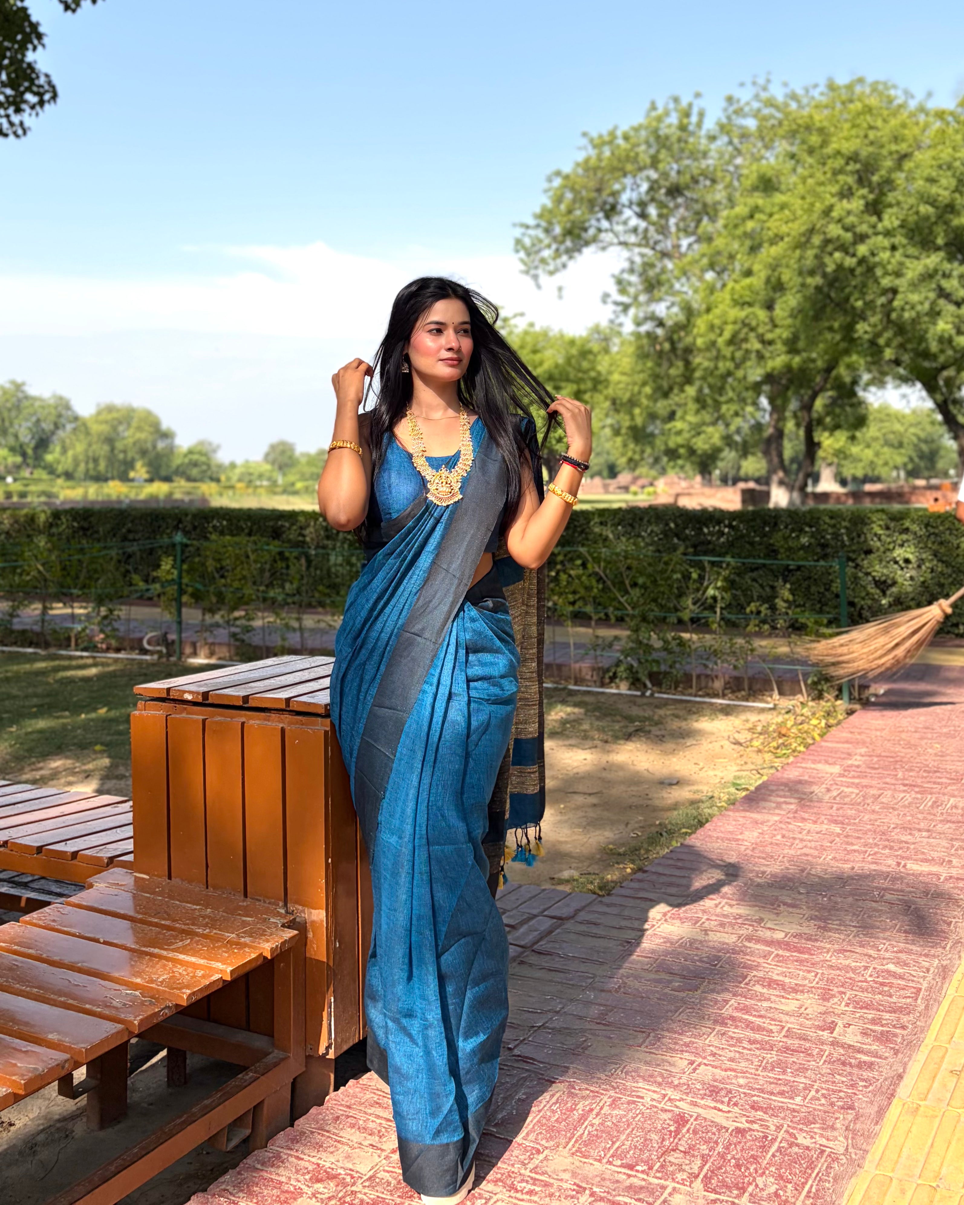 Vedika Woven Cotton Linen Saree