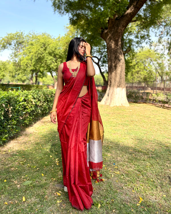 Vedika Woven Cotton Linen Saree