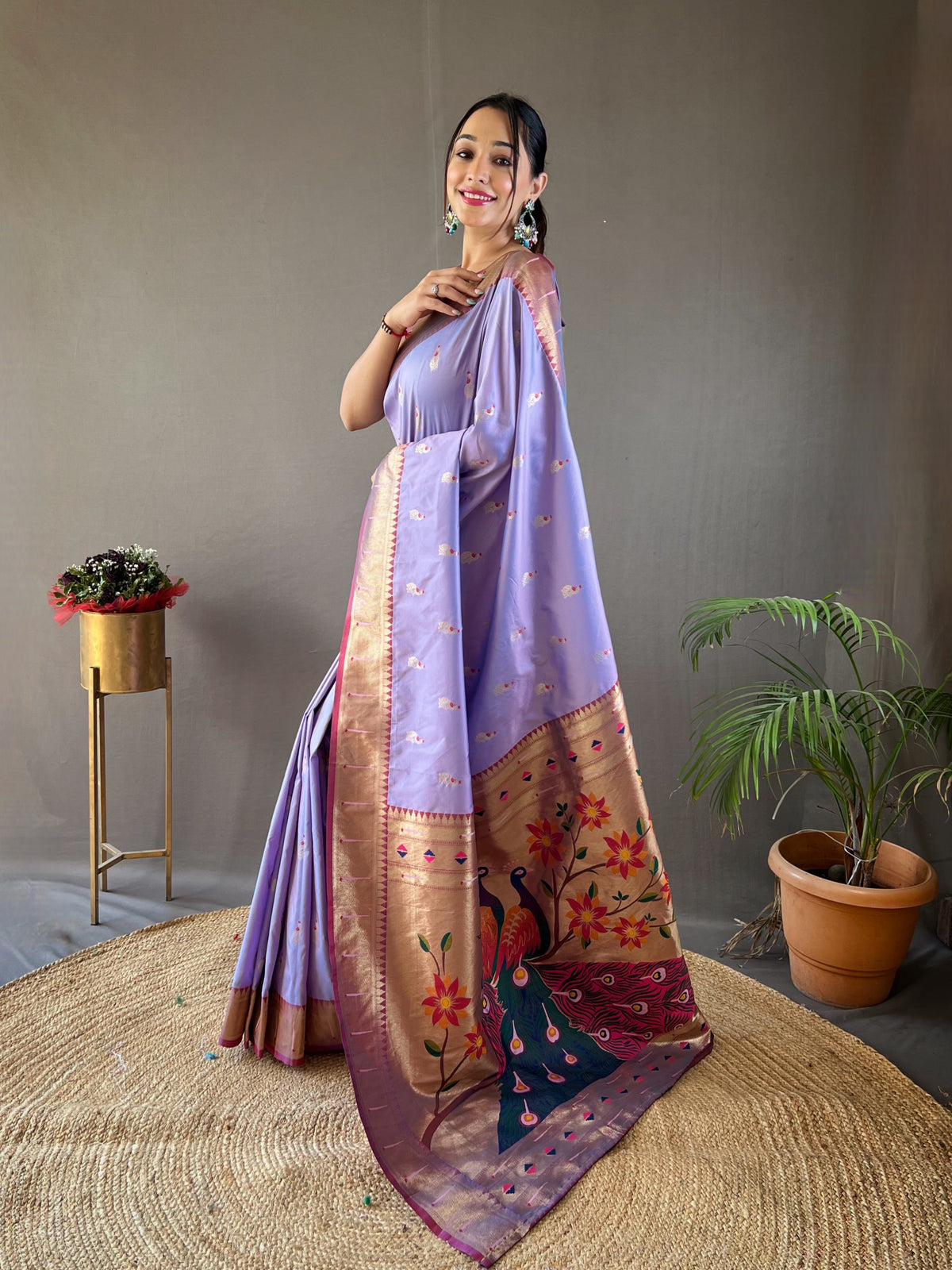 Shahi Zari Pallu Premium Without Border Silk Saree