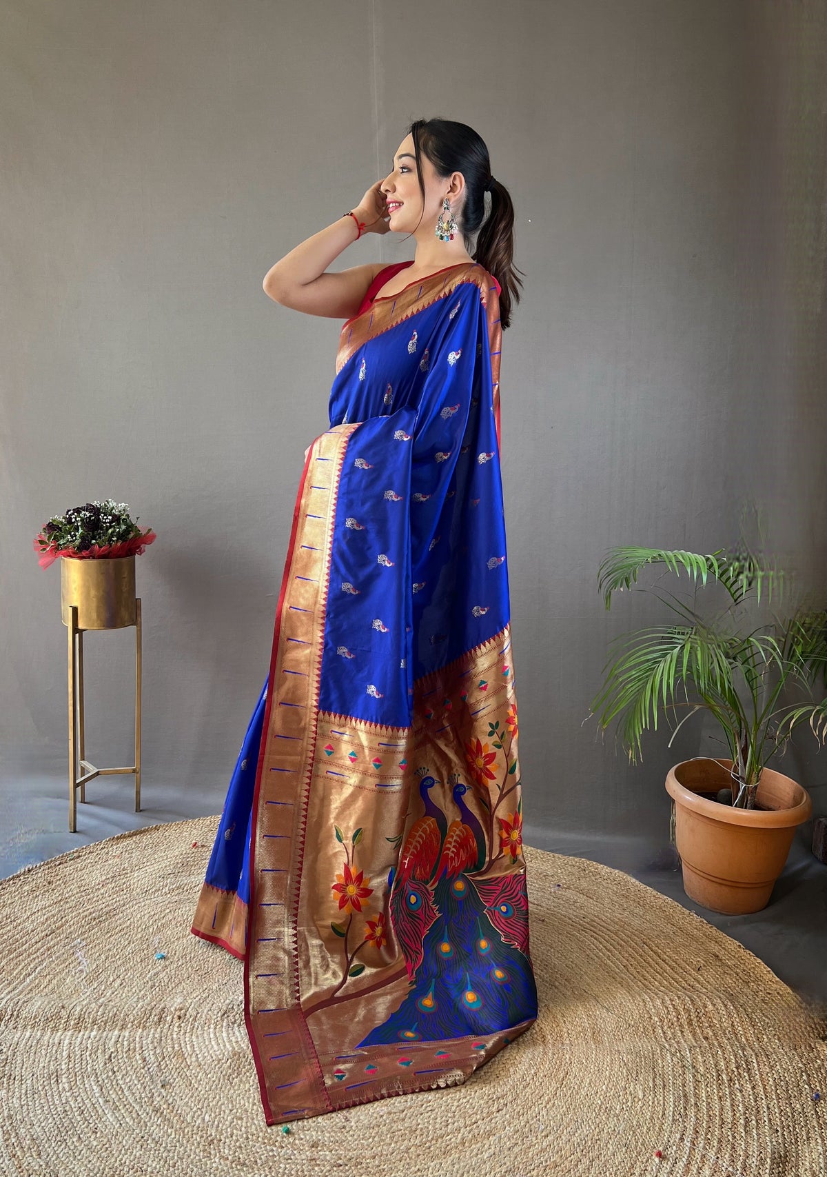 Shahi Zari Pallu Premium Without Border Silk Saree
