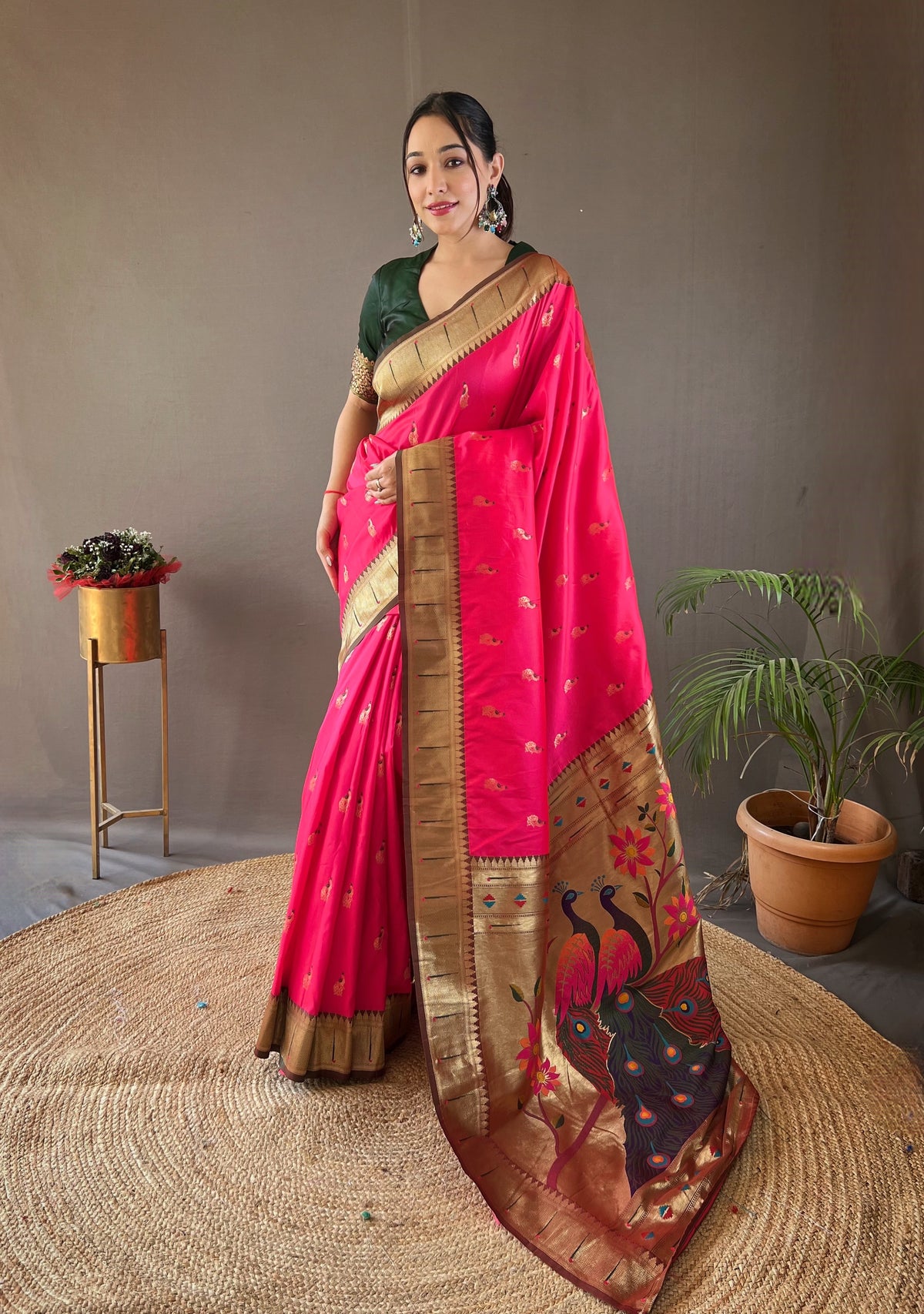 Shahi Zari Pallu Premium Without Border Silk Saree