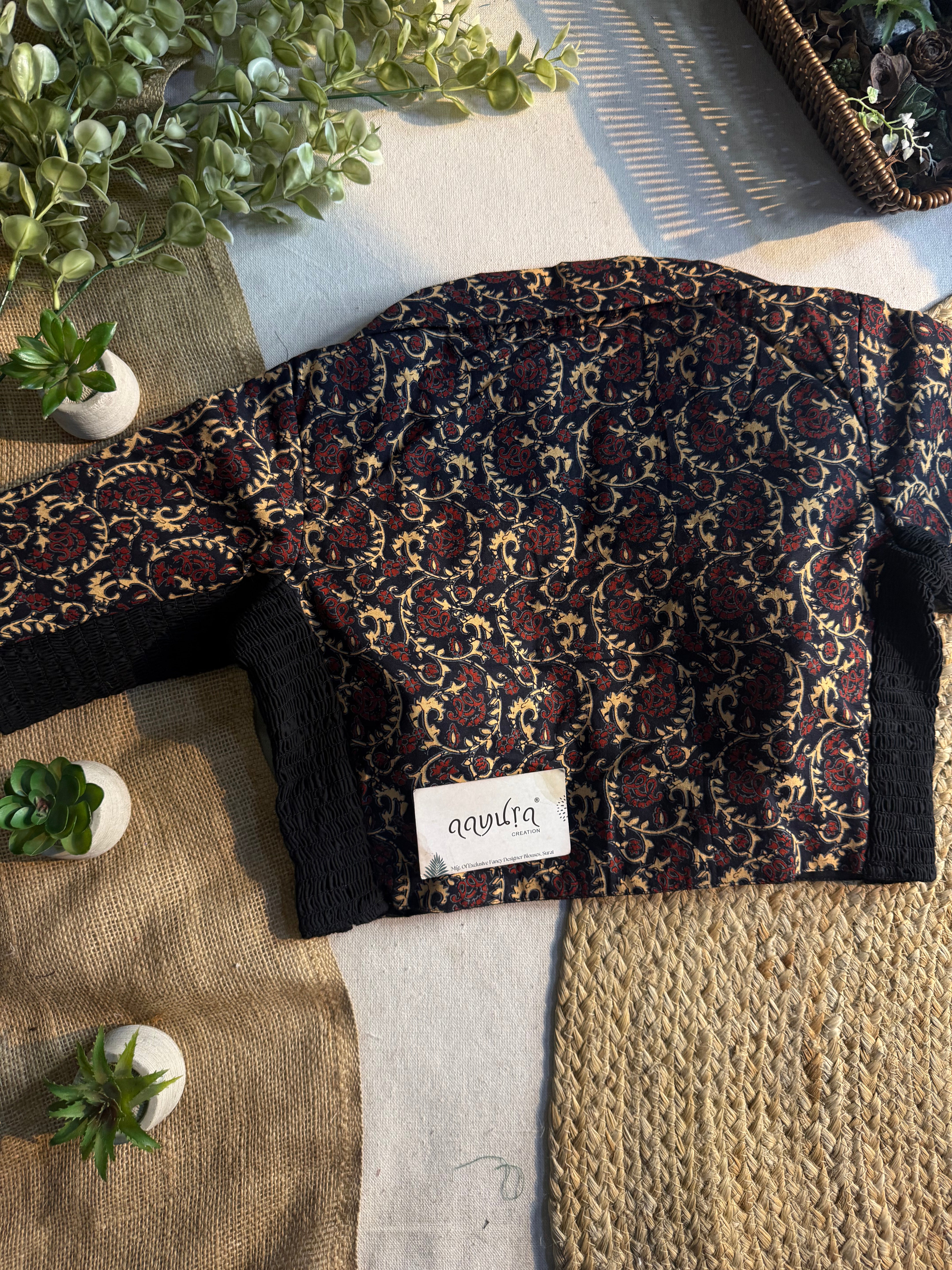 Comfort Fit Collar Blouse