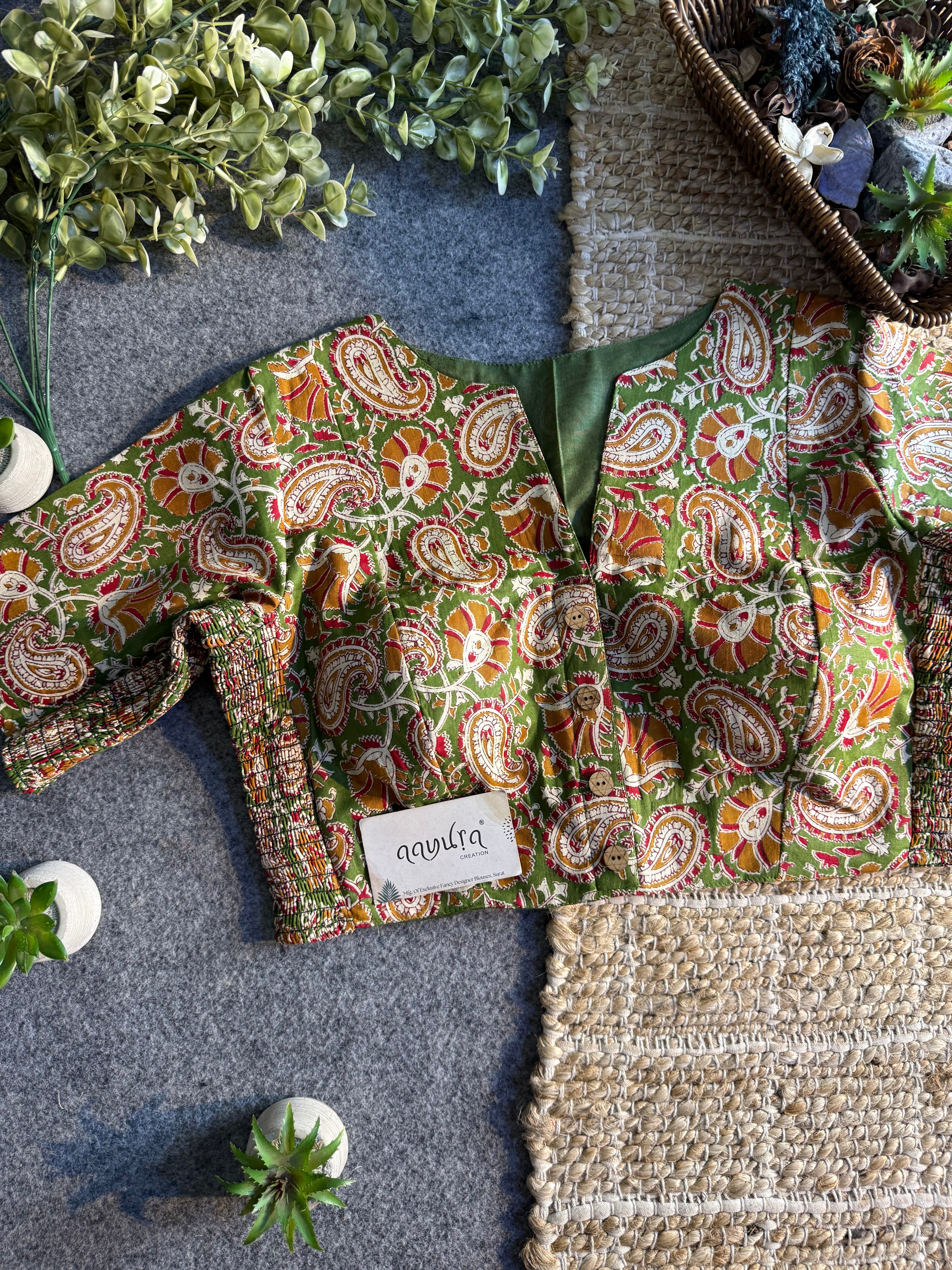 Comfort Fit Cotton Print Blouse