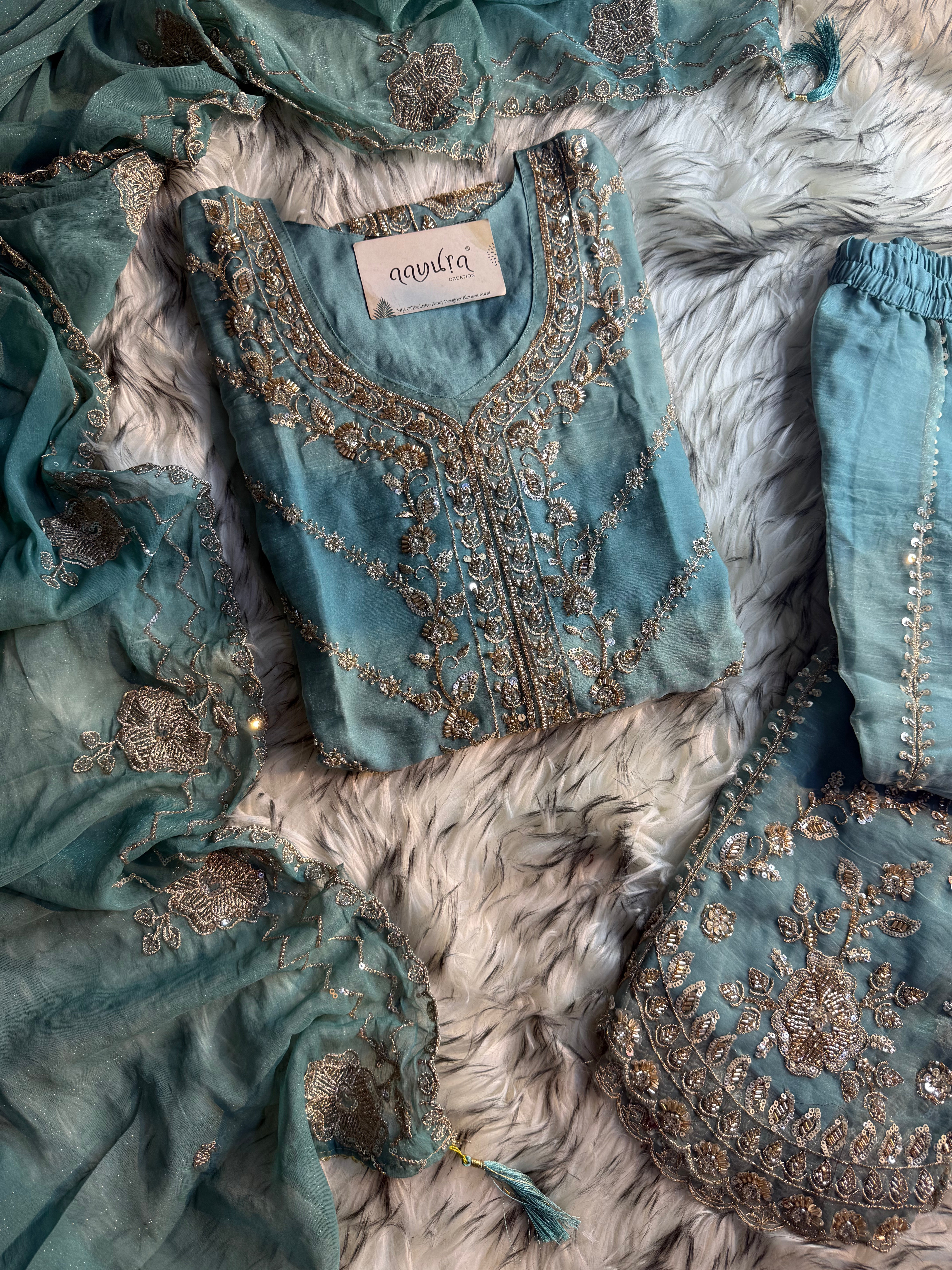 Nayra Festive Suit Set