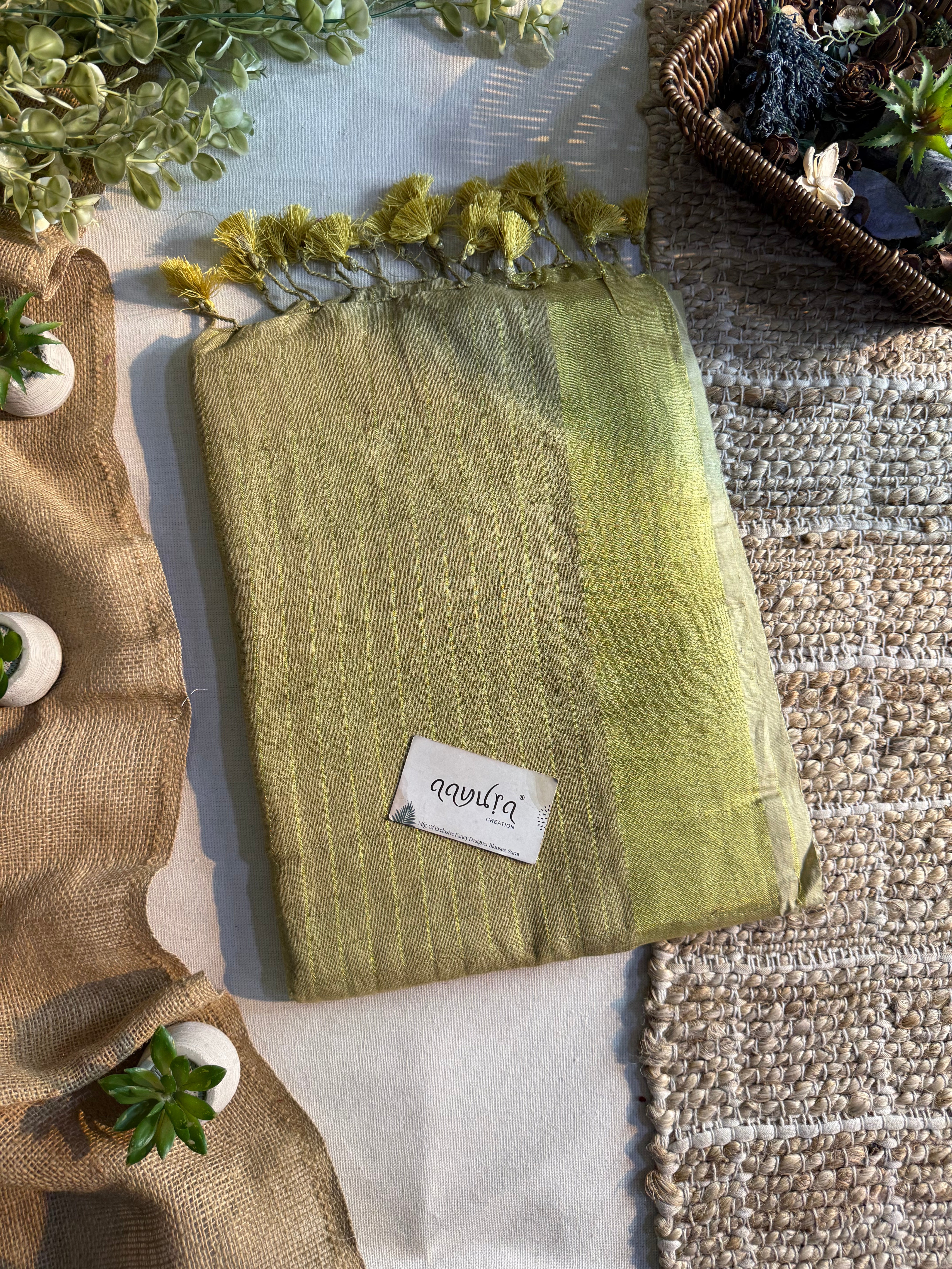 Zari Elegance D Linen Saree