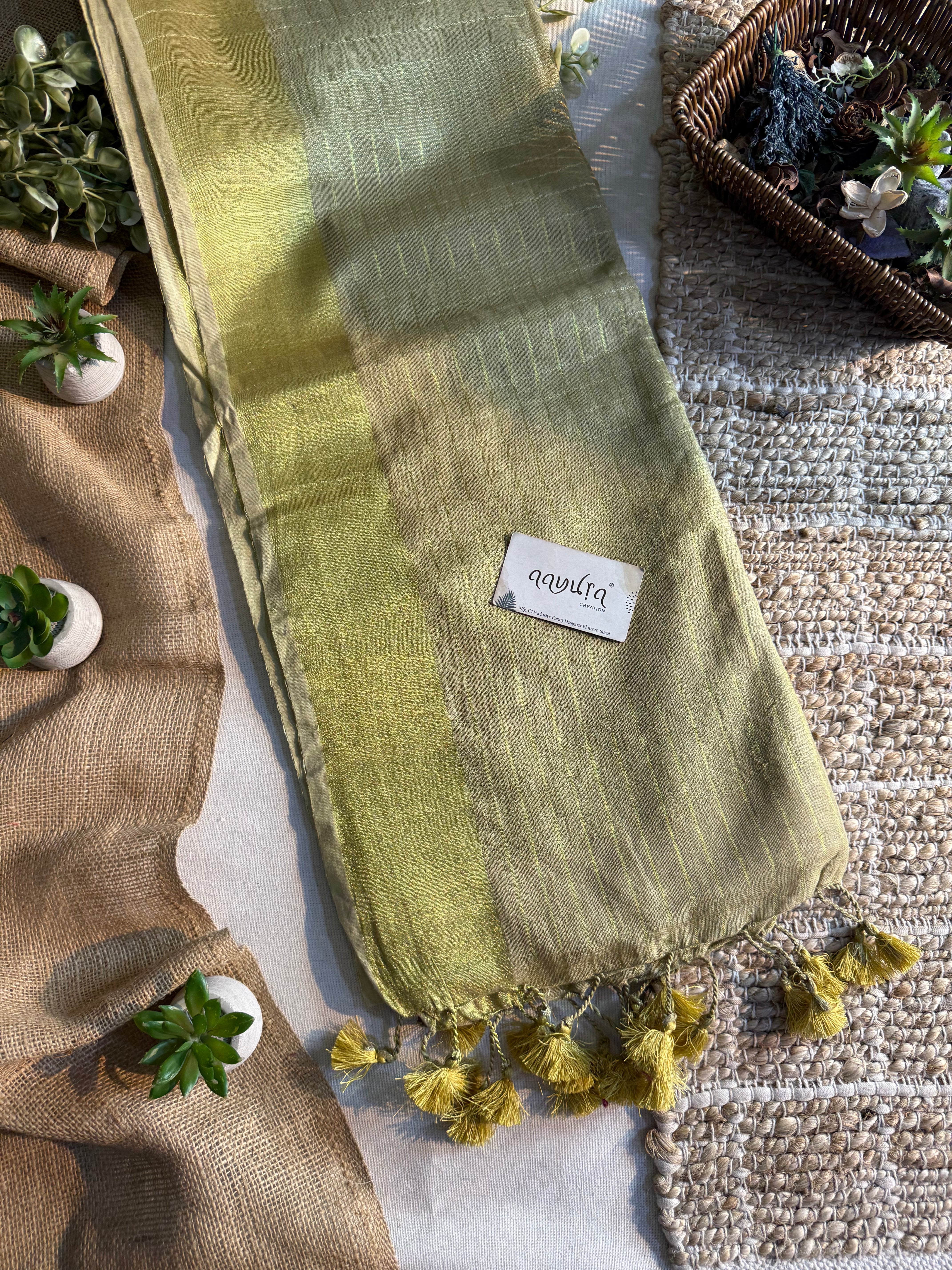 Zari Elegance D Linen Saree