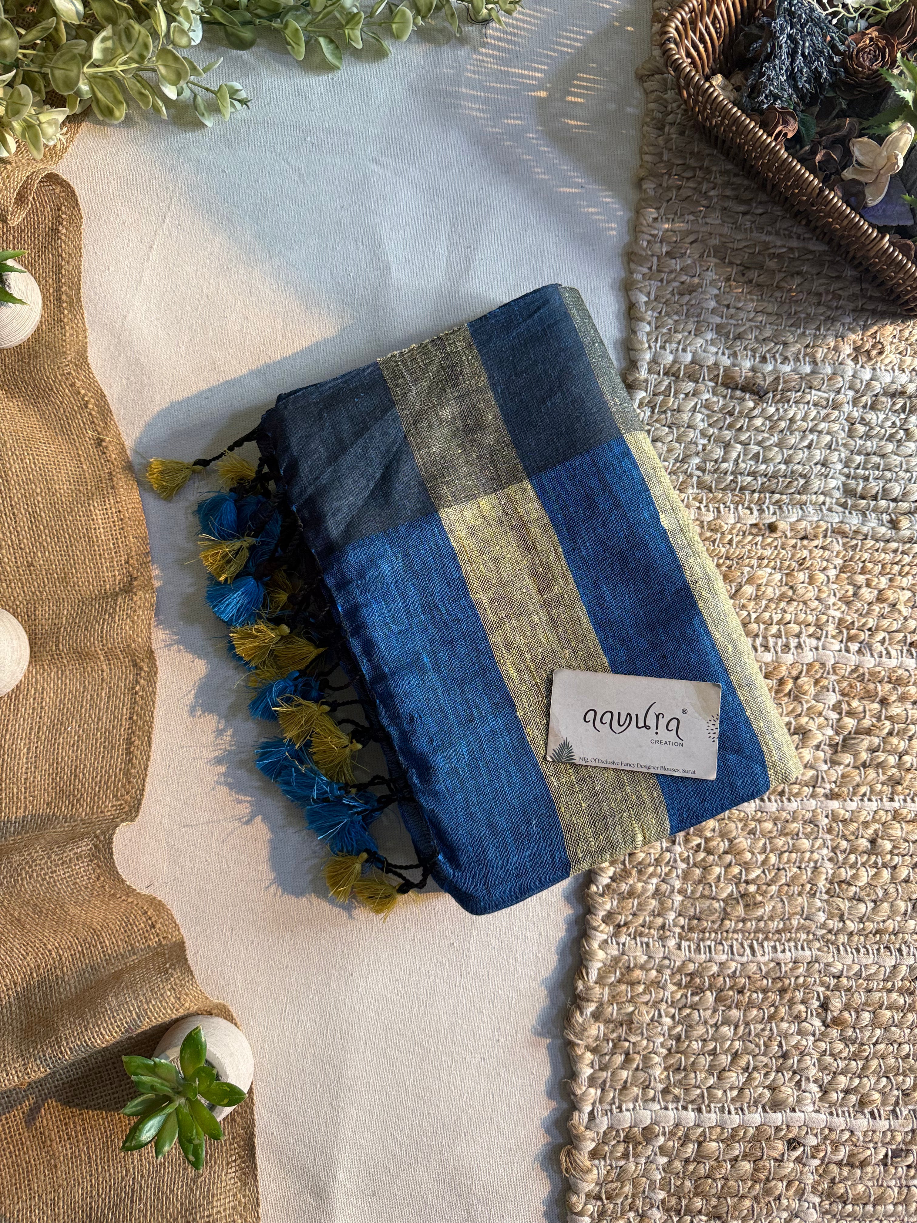 Aarohi Linen Elegance Saree