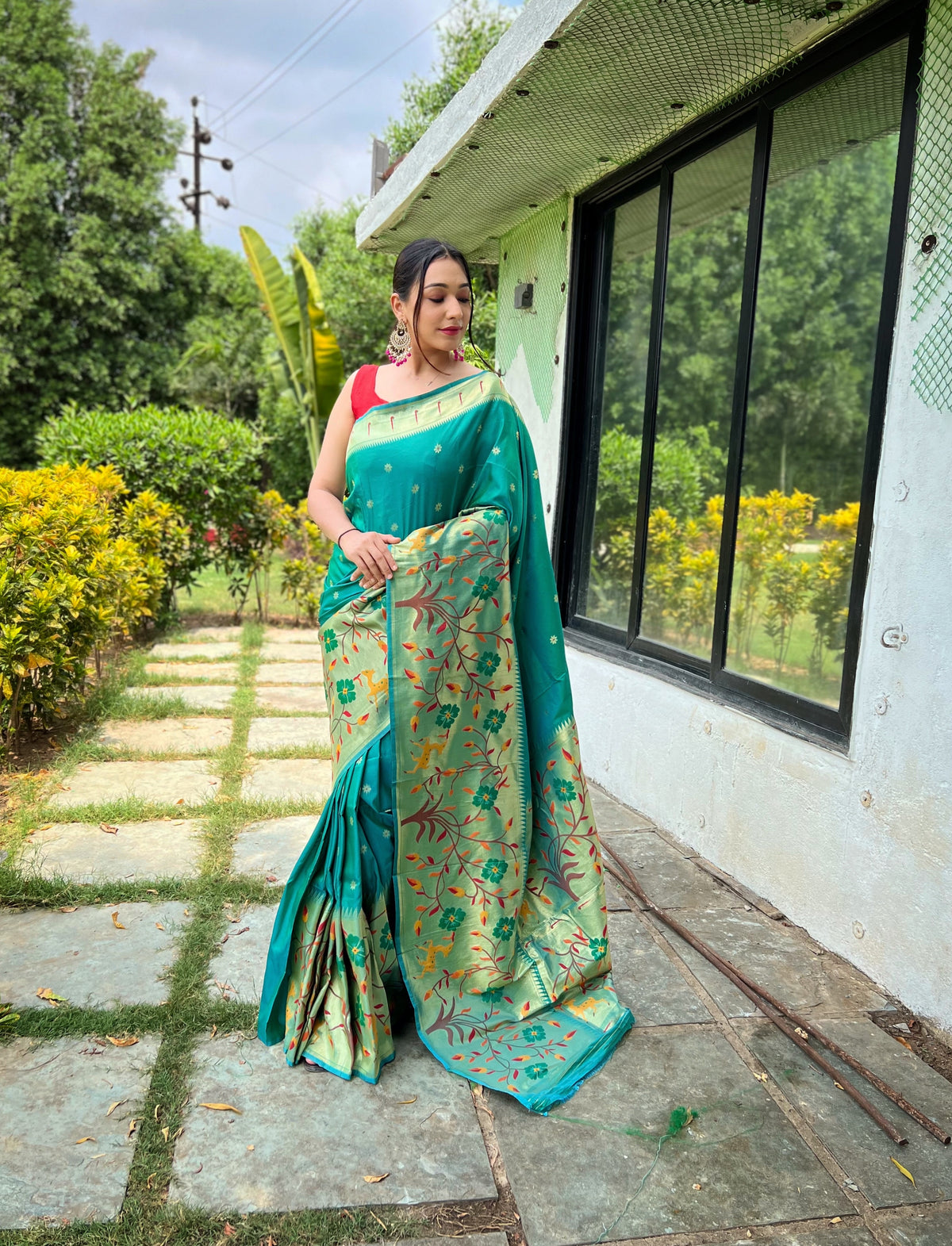 Aabha Regal Zari Silk Saree Without Border