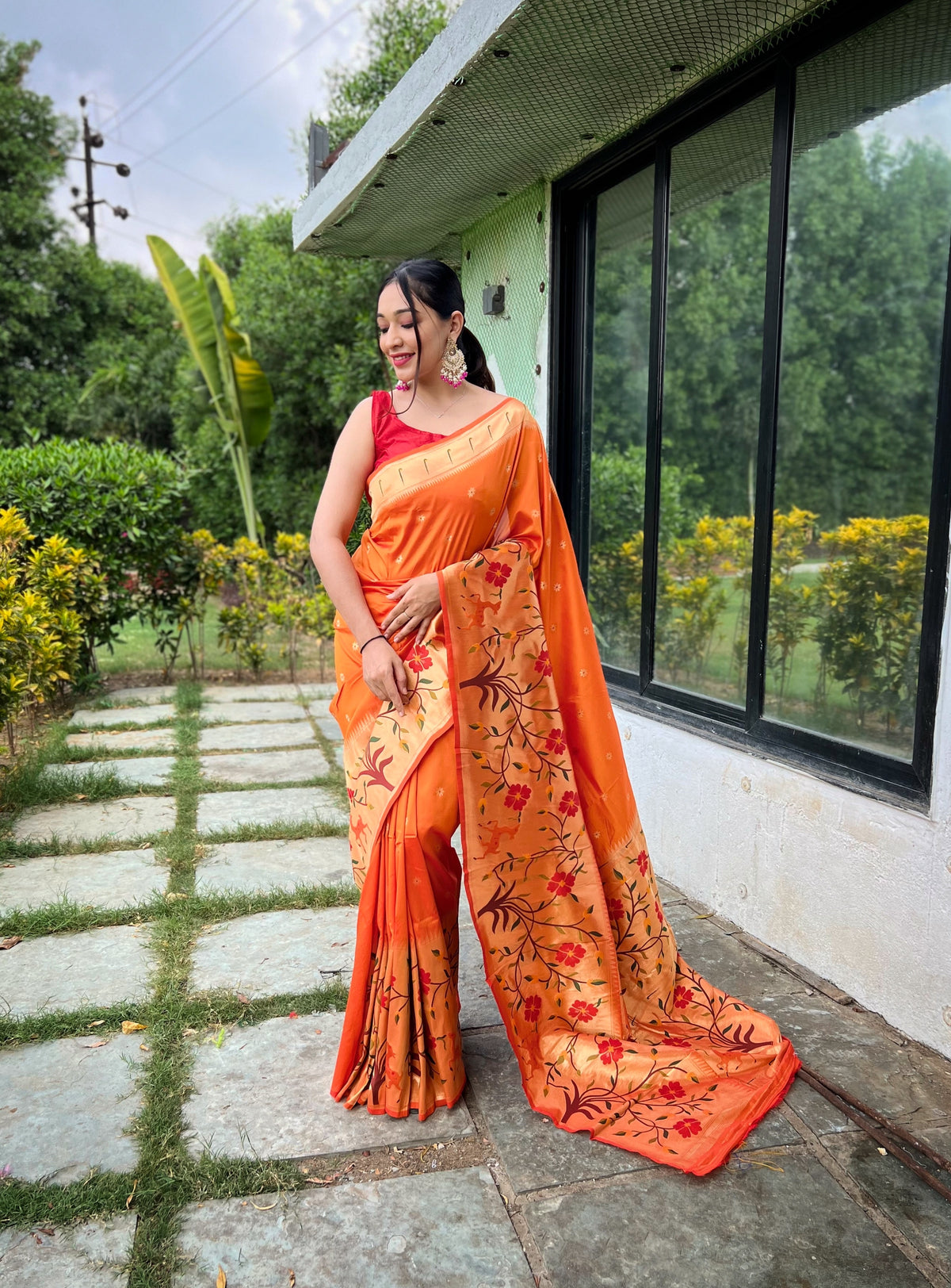 Aabha Regal Zari Silk Saree Without Border