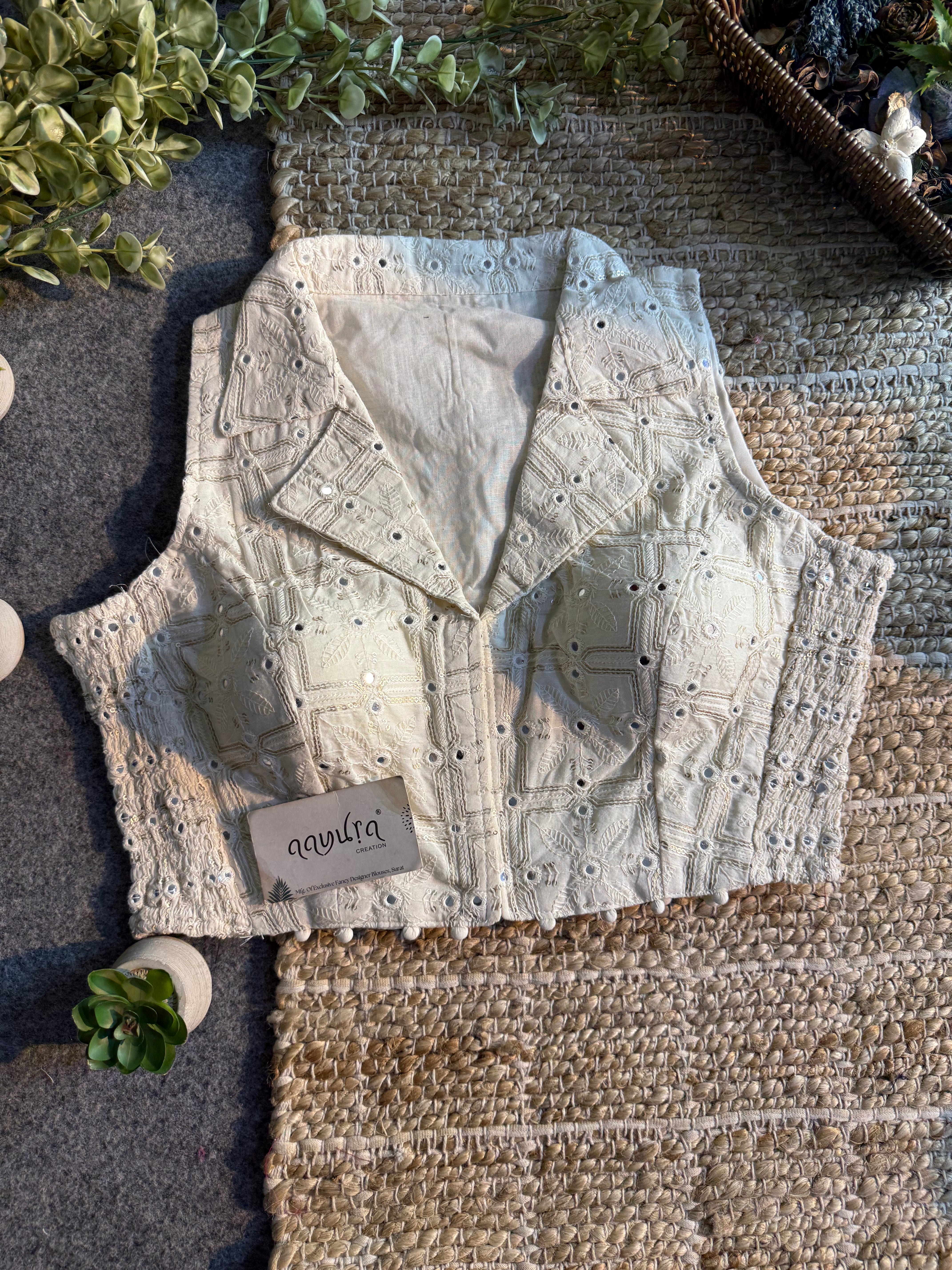 Regal Threadwork Collar Blouse