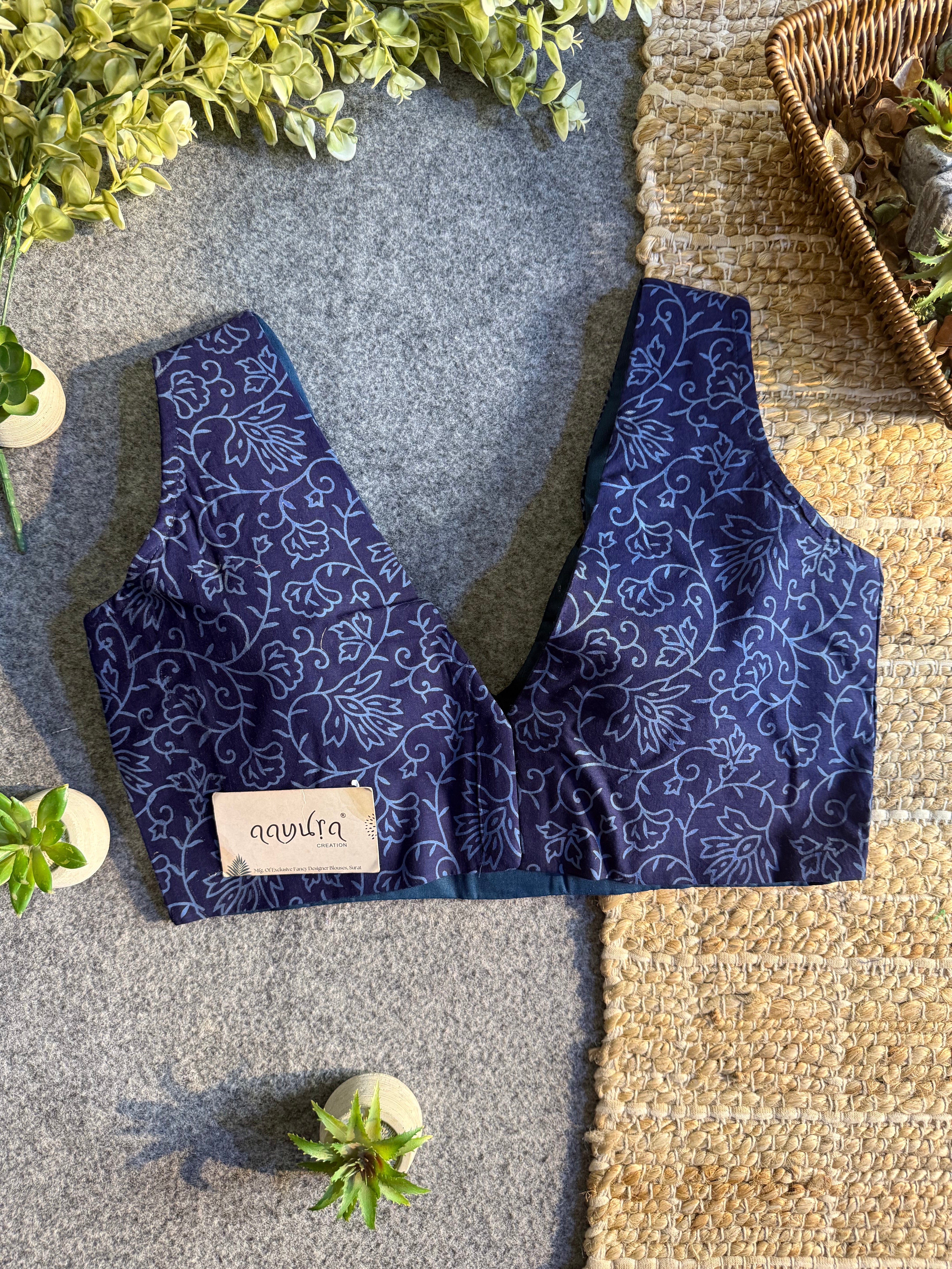 Ajrakh V neck