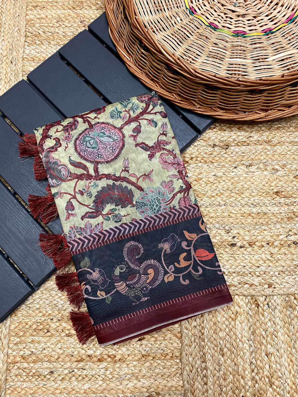 Canvas Digital Hand-Picked Print Saree