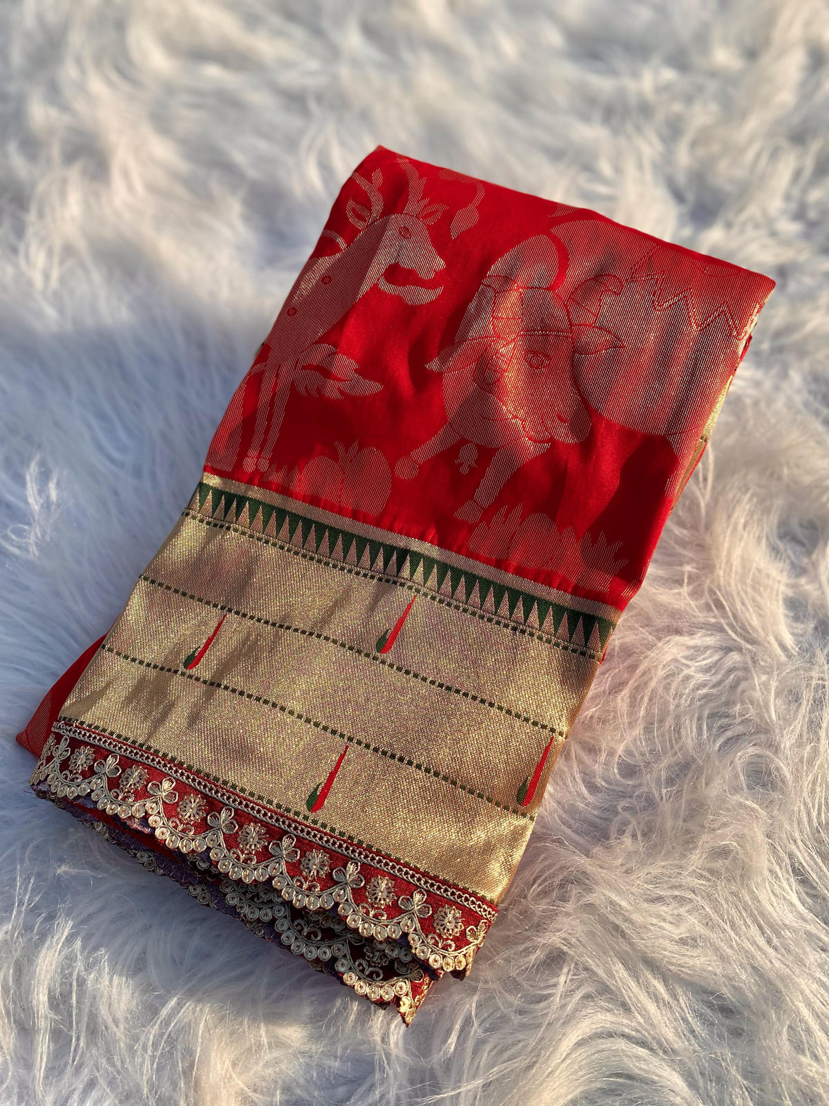 Riwaayat Premium Border Silk Saree