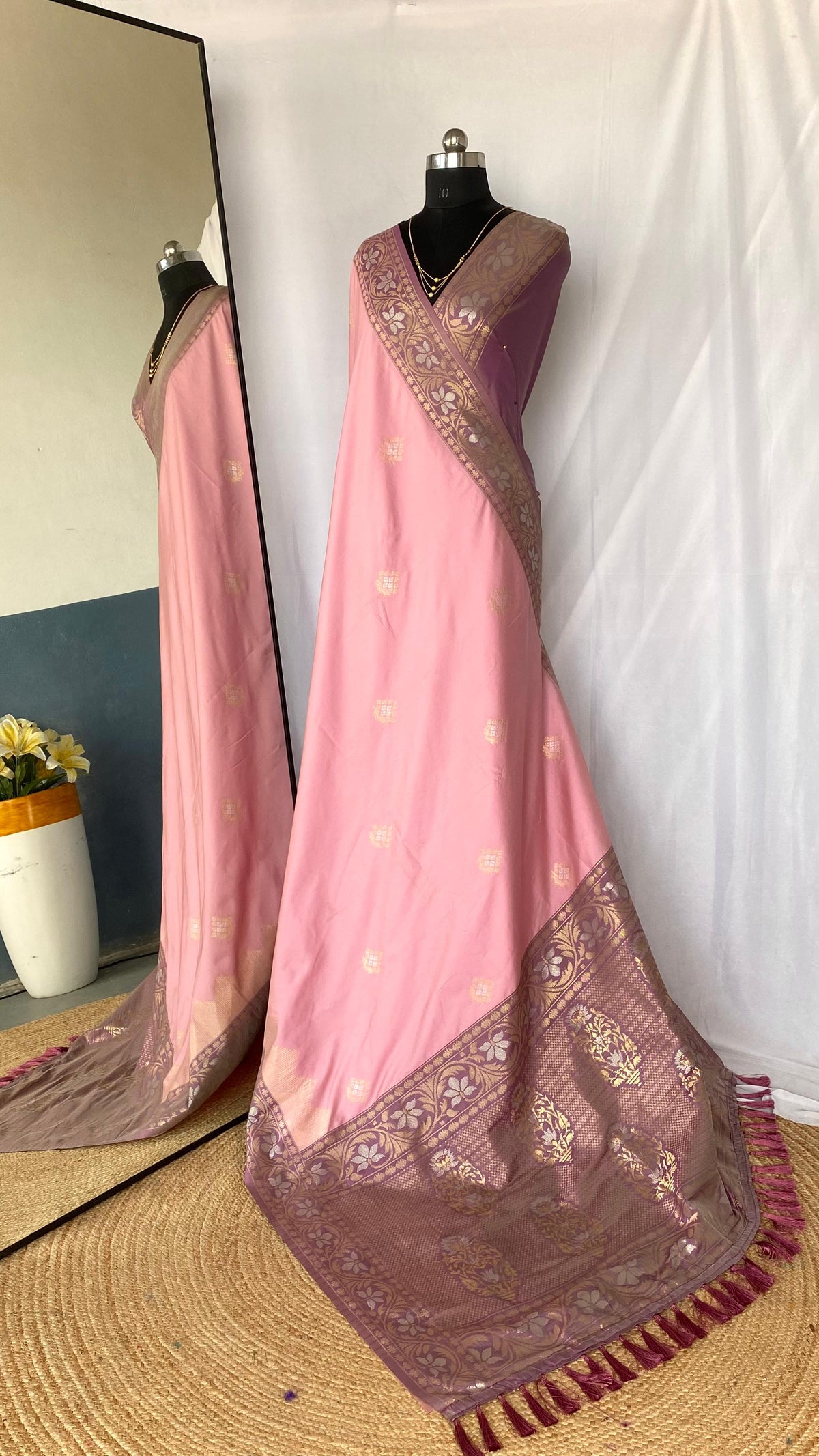 Peshwai Dual Tone With Tessel Silk Saree