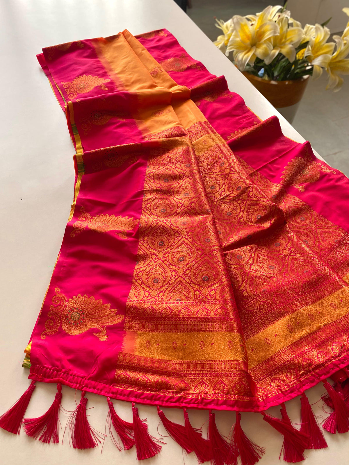 Sharada Dual Tone Silk Saree